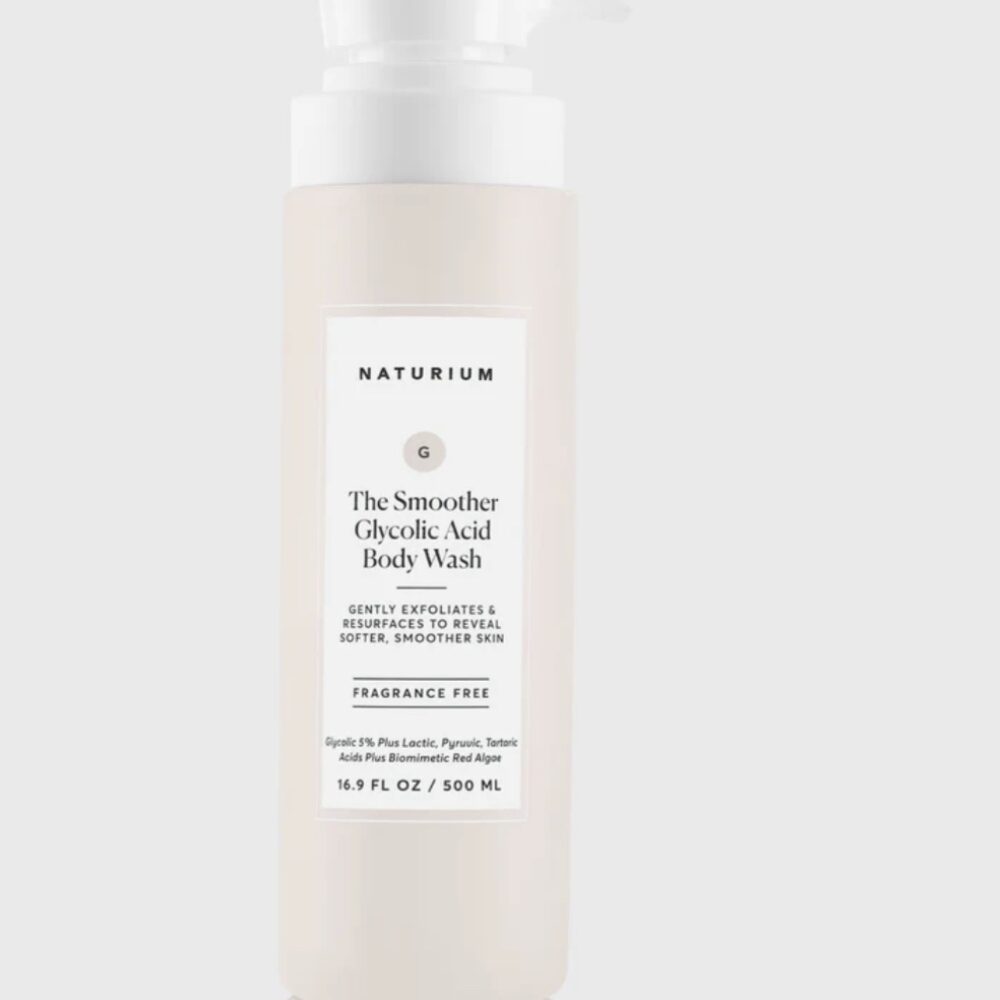 Naturium : The Smoother Glycolic Acid Exfoliating body wash