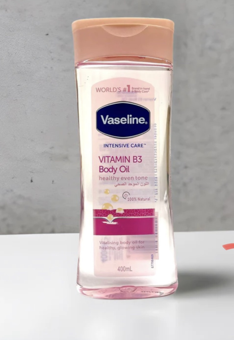 6. So sánh Vitamin B3 Body Oil Vaseline với các sản phẩm khác