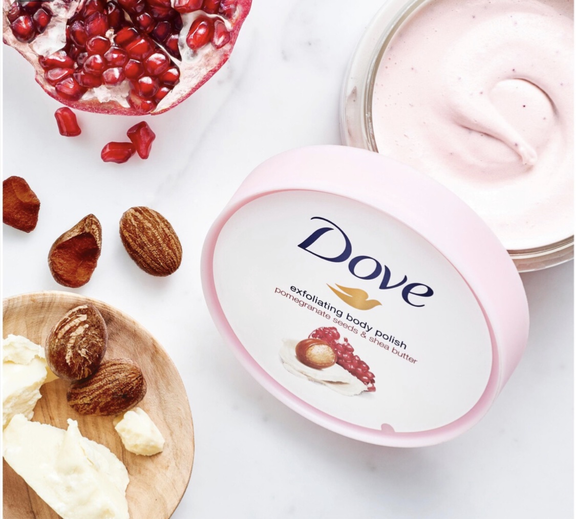 Dove body scrub - Pomegranate Seeds