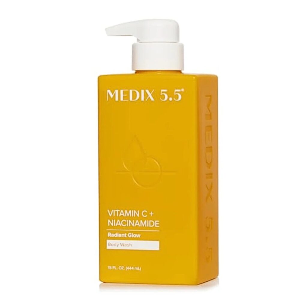 Medix 5.5 Vitamin C & Niacinamide Body Wash 444ml